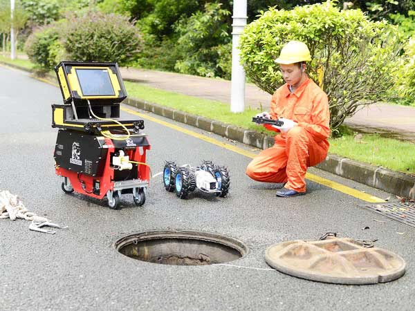 盘龙管道机器人检测